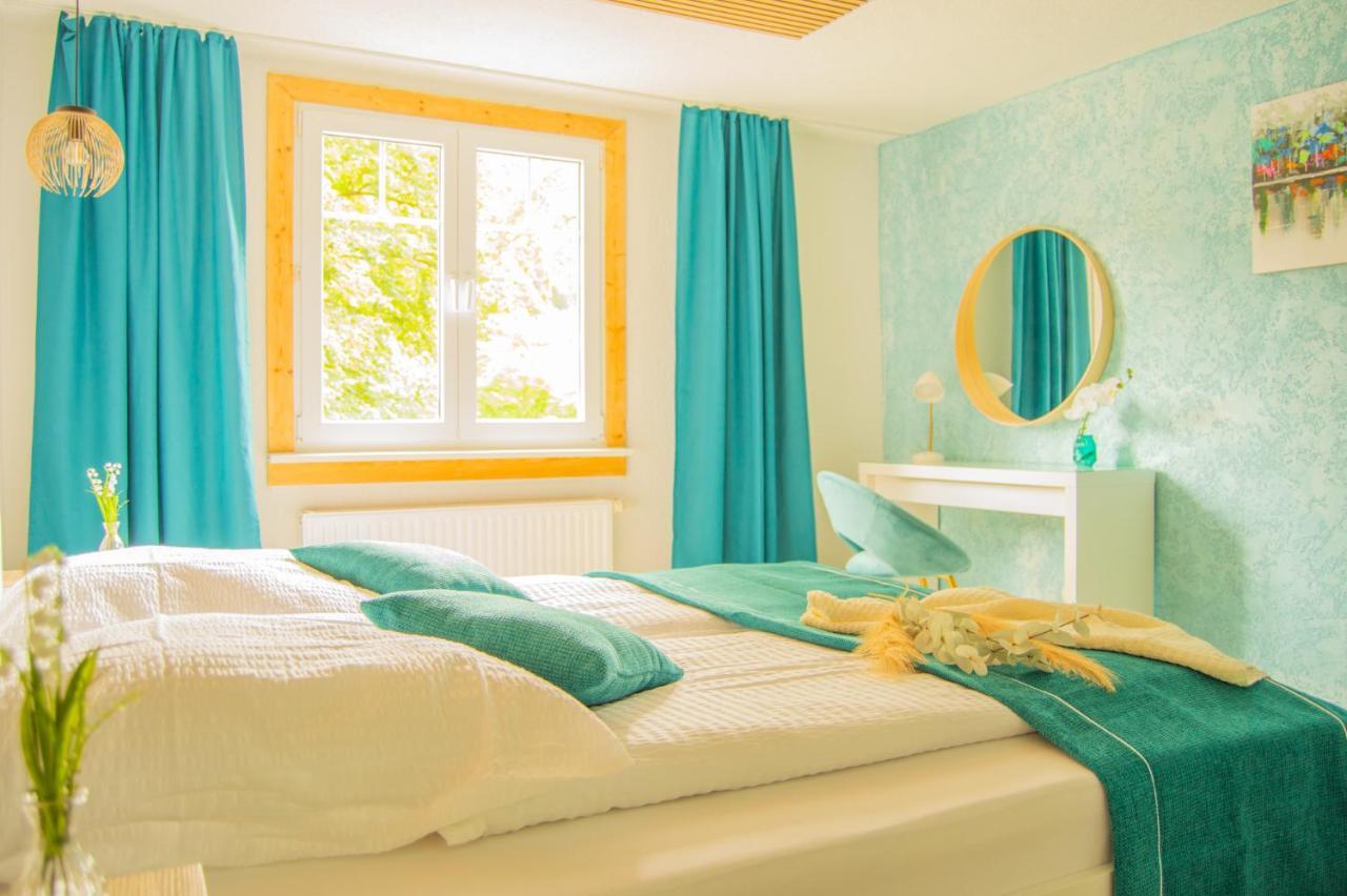 Wellnessoase Mitten In Der Wasserfallstadt Triberg Triberg im Schwarzwald Eksteriør billede