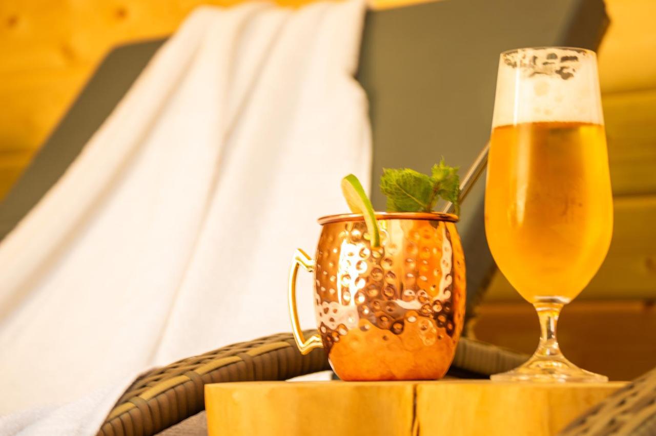 Wellnessoase Mitten In Der Wasserfallstadt Triberg Triberg im Schwarzwald Eksteriør billede