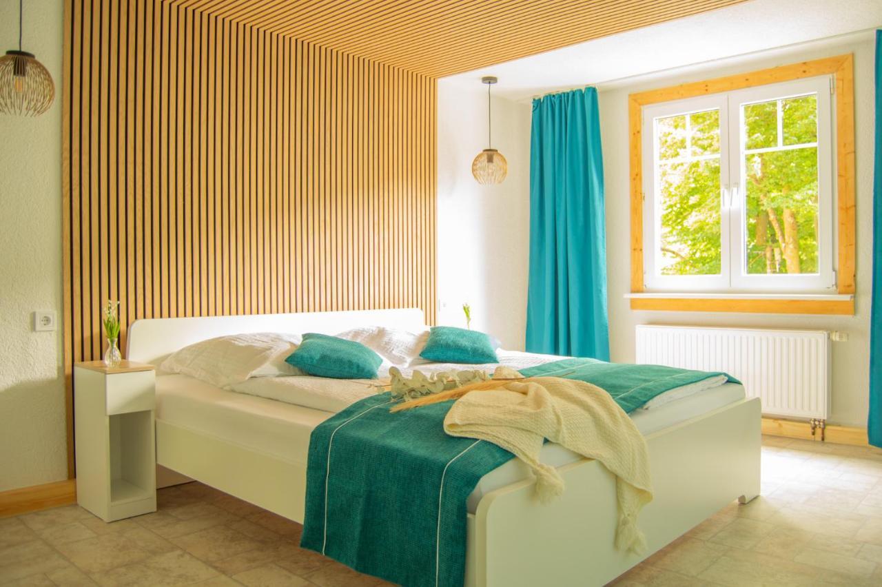 Wellnessoase Mitten In Der Wasserfallstadt Triberg Triberg im Schwarzwald Eksteriør billede
